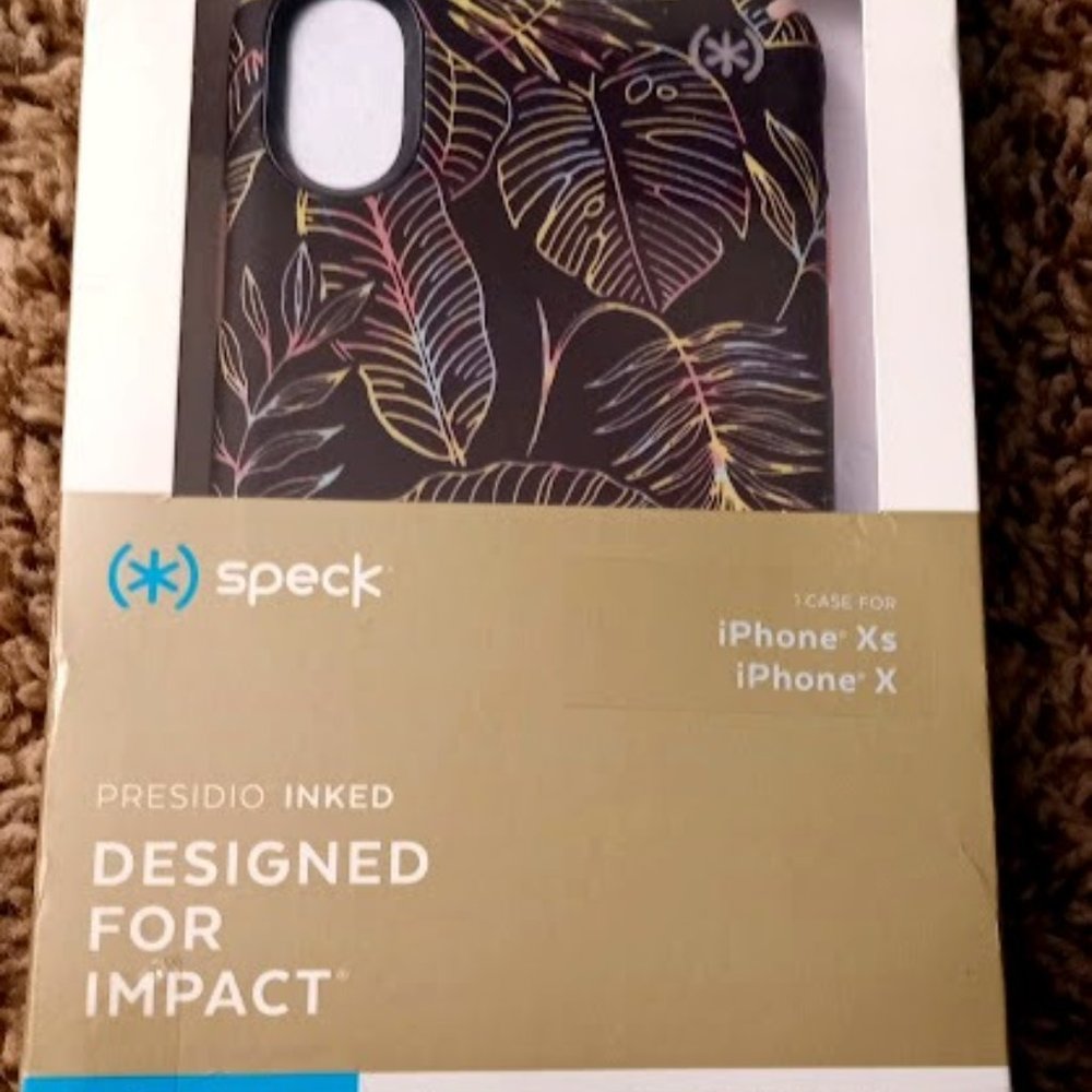 Speck Iphone XS case